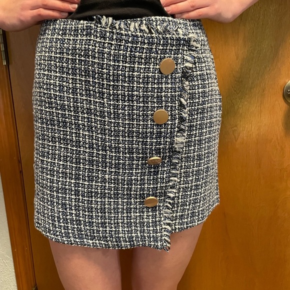 Milk&Honey Blue Mini Skirt Small Women’s - Picture 8 of 12